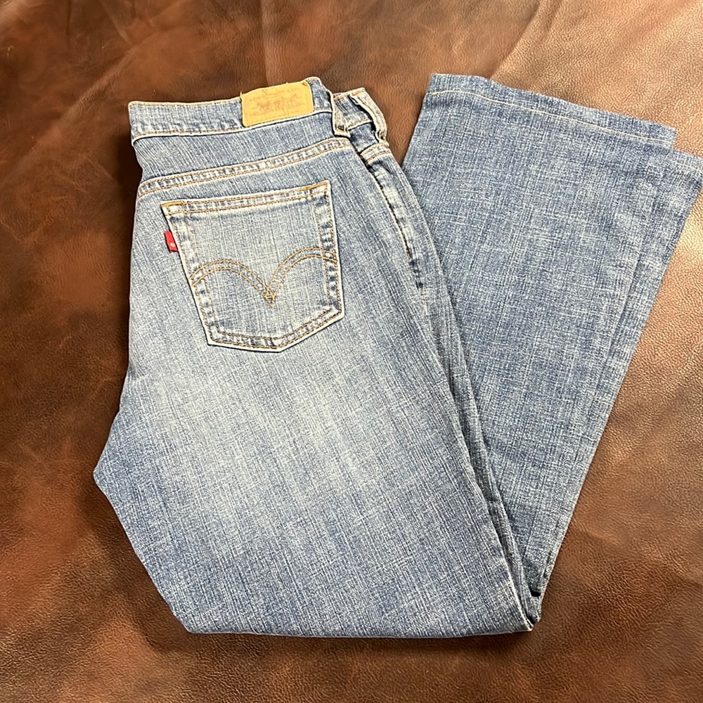 Levi’s 515 boot cut jeans, size 4, short
